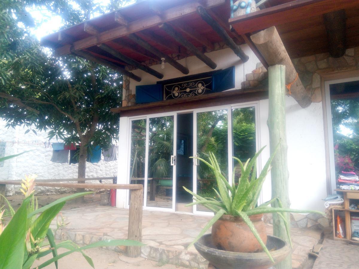 Kokrobite Garden Bagian luar foto