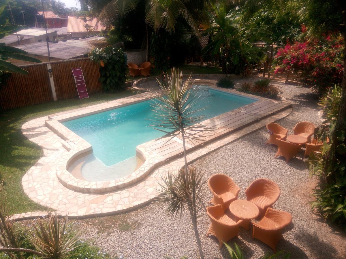 Kokrobite Garden Bagian luar foto